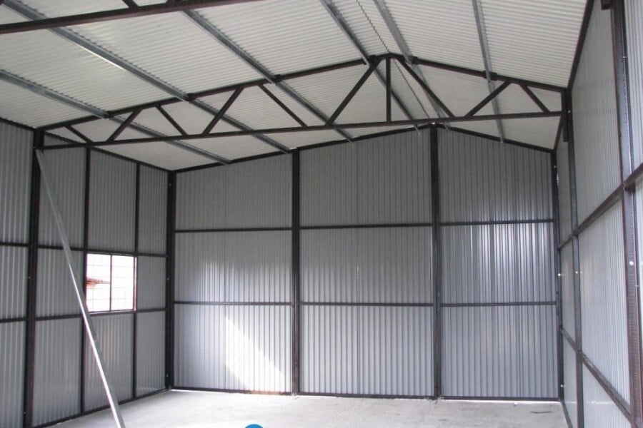 Hala magazynowa stalowa czy namiotowa? Co wybrać?