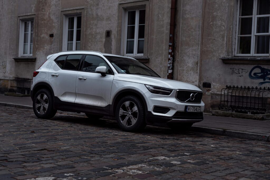 Nowe Silniki D5 Volvo: Rewolucja w Świecie Motoryzacji według Salonu Volvo Łódź