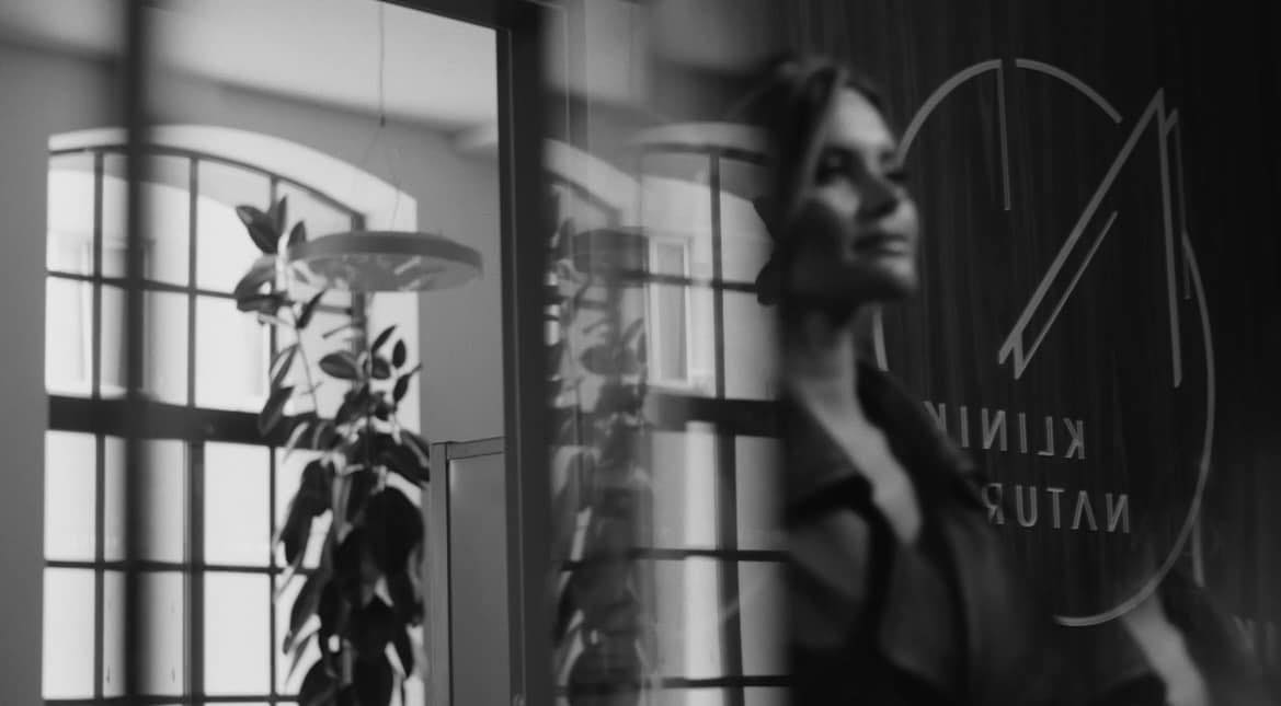 Makijaż permanentny premium – harmonia piękna i wygody