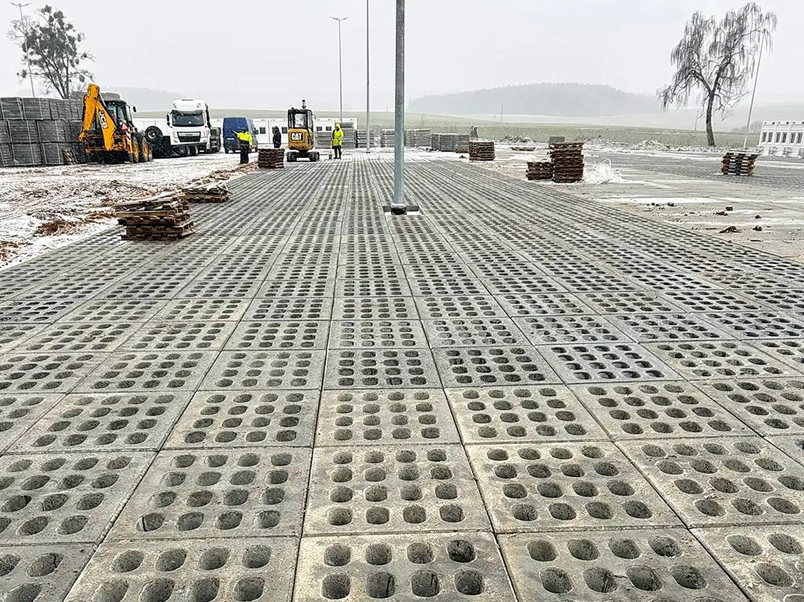 Płyty betonowe jumbo Betonowe płyty drogowe - sprawdzony fundament Twojej inwestycji